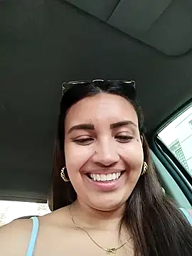 aisha es online show from January 2025 10:30:02 PM