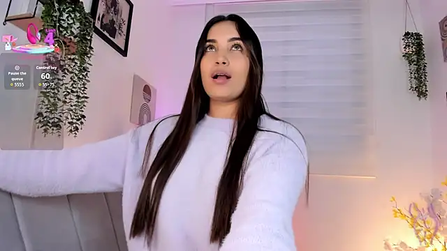 aisha es online show from February 2026 10:53:01 PM