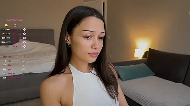 mo1ly online show from October 2025 12:14:02 PM