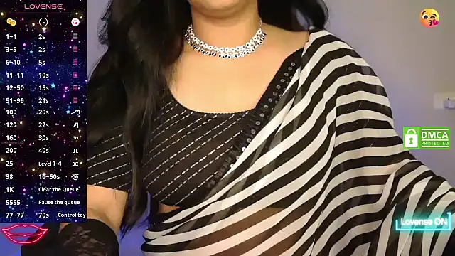 Goddes Queen online show from November 2025 03:00:02 PM