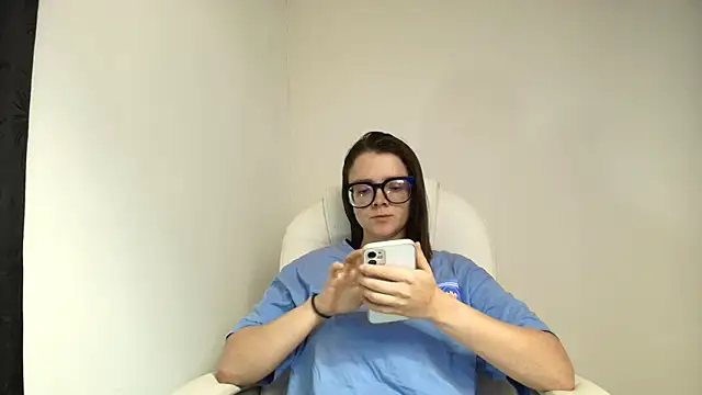 Arya starrk online show from February 2025 01:44:02 PM