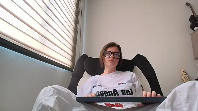 Arya starrk online show from January 2026 01:51:01 PM