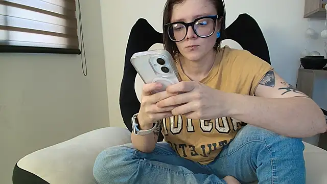 Arya starrk online show from February 2026 10:20:01 PM