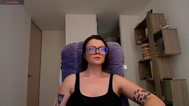 Snapshot of Arya_starrk chatting on October 2025 02:42:02 PM Arya starrk online show from October 2025 02:42:02 PM