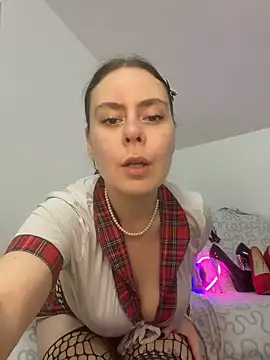 Stoned-baby69 online show from May 2026 07:32:02 PM