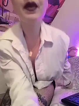 Snapshot of Stoned-baby69 chatting on October 2025 03:55:02 PM Stoned-baby69 online show from October 2025 03:55:02 PM