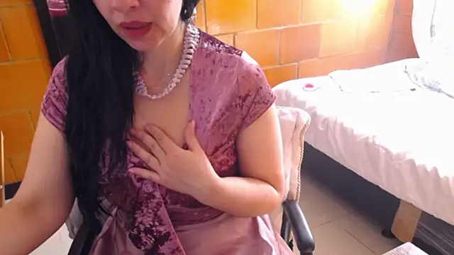 charlote temple online show from February 2026 01:33:02 PM