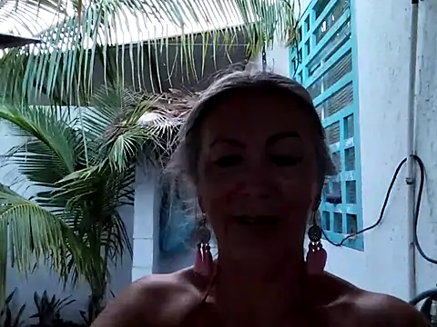 EvaRobinson online show from July 2026 11:57:01 PM