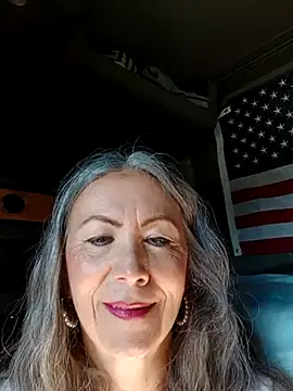 EvaRobinson online show from March 2025 02:32:02 PM