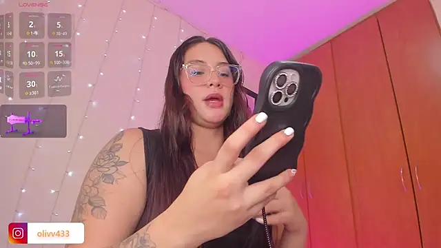 olivia  s online show from April 2026 03:11:01 AM