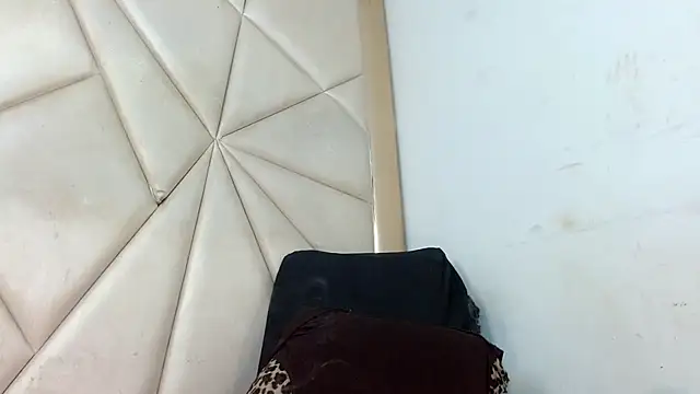 sweet brunettex lovingyou online show from January 2026 06:31:01 AM