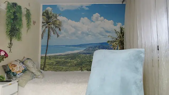 Snapshot of soaring_love chatting on December 2025 05:17:02 AM soaring love online show from December 2025 05:17:02 AM