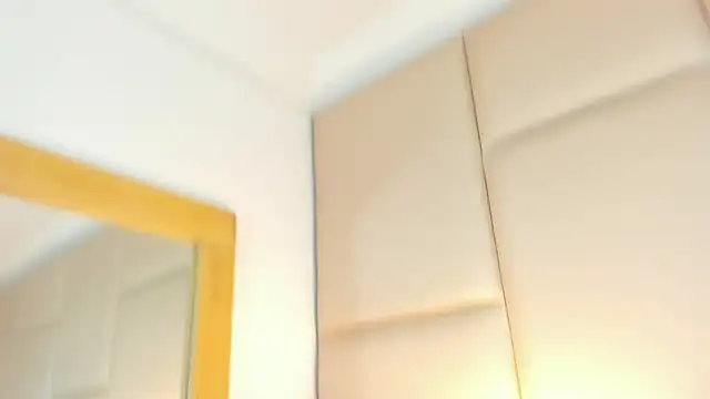 AntoniaRoss  online show from January 2026 12:09:01 PM