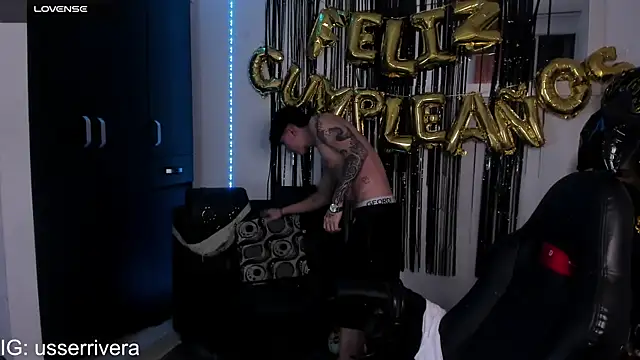 Snapshot of Thomass_clark chatting on January 2025 02:03:01 AM Thomass clark online show from January 2025 02:03:01 AM