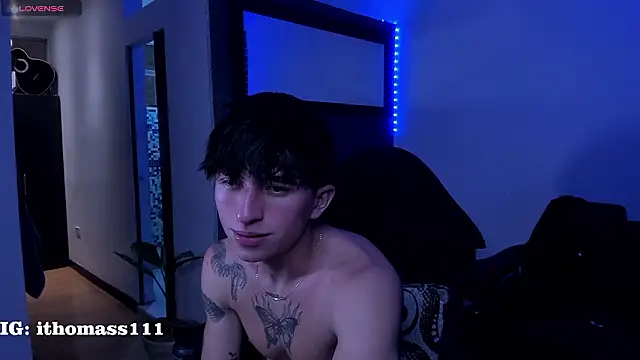 Snapshot of Thomass_clark chatting on March 2026 01:00:01 AM Thomass clark online show from March 2026 01:00:01 AM