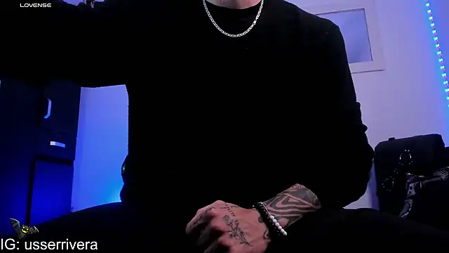 Snapshot of Thomass_clark chatting on February 2025 08:11:01 PM Thomass clark online show from February 2025 08:11:01 PM