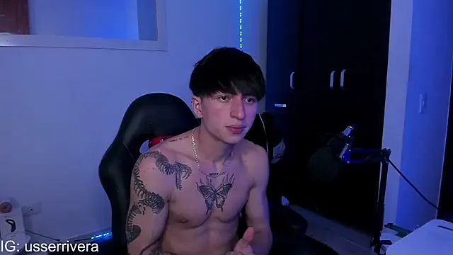 Snapshot of Thomass_clark chatting on December 2024 02:08:02 AM Thomass clark online show from December 2024 02:08:02 AM