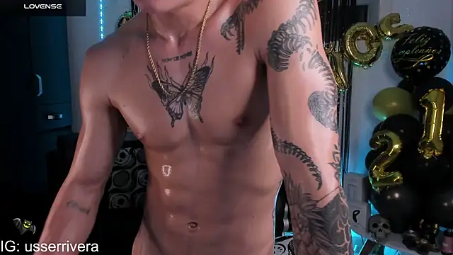 Snapshot of Thomass_clark chatting on January 2025 05:11:01 AM Thomass clark online show from January 2025 05:11:01 AM