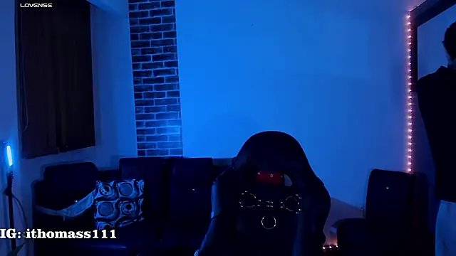 Snapshot of Thomass_clark chatting on March 2026 01:11:01 AM Thomass clark online show from March 2026 01:11:01 AM