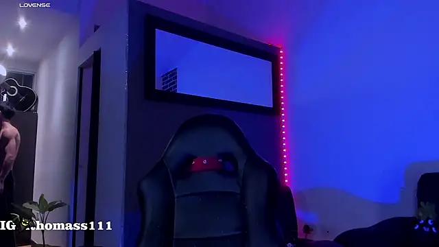 Snapshot of Thomass_clark chatting on March 2026 12:05:02 AM Thomass clark online show from March 2026 12:05:02 AM