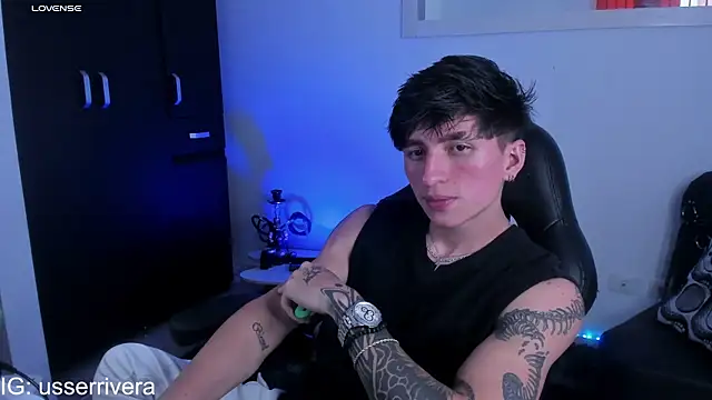 Snapshot of Thomass_clark chatting on March 2025 08:15:02 PM Thomass clark online show from March 2025 08:15:02 PM