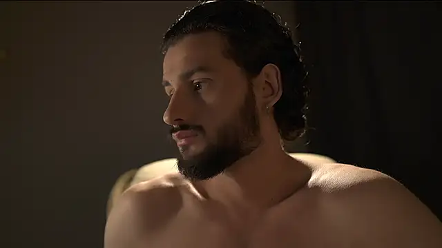 Keen   Luckystrike online show from April 2026 06:53:02 PM