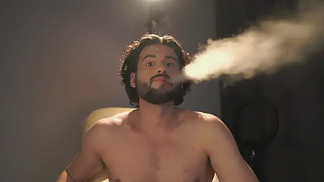 Keen   Luckystrike online show from November 2025 06:41:01 PM