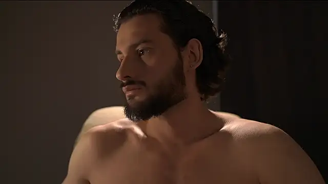 Keen   Luckystrike online show from April 2026 06:32:02 AM