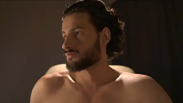 Keen   Luckystrike online show from April 2026 11:44:02 PM