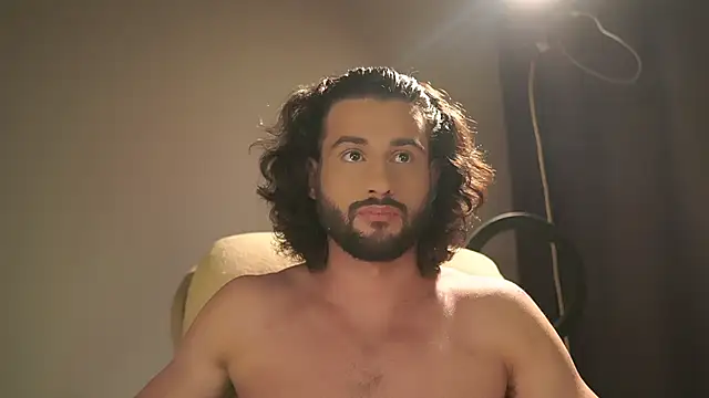 Keen   Luckystrike online show from November 2025 09:31:01 PM