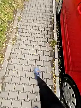 feathersify online show from October 2025 07:53:02 AM