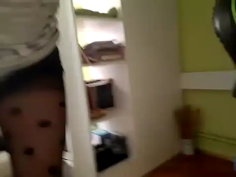 feathersify online show from November 2025 12:53:02 PM