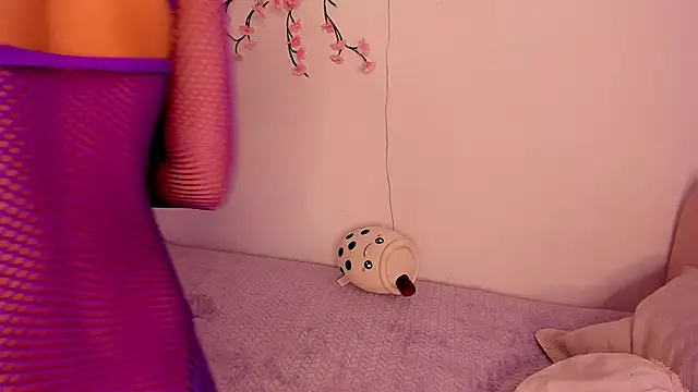 alexa 6908 online show from December 2025 09:03:02 PM