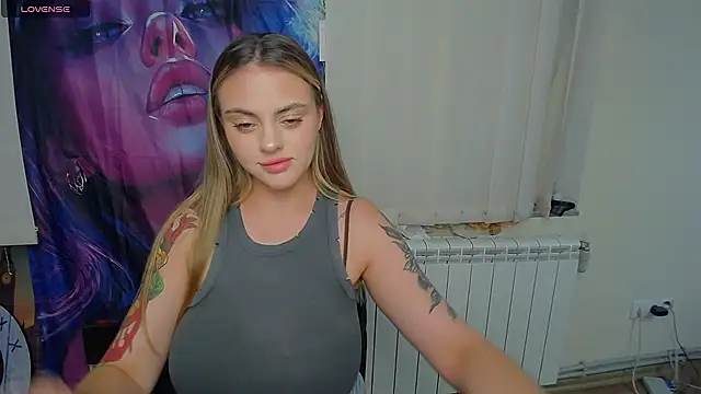 Lilia Moon online show from September 2025 10:14:01 AM