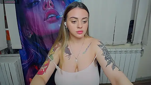 Lilia Moon online show from March 2026 10:57:01 AM