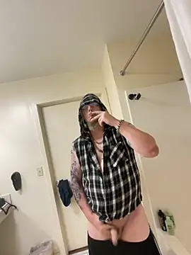 Snapshot of Littledick007007 chatting on October 2025 09:33:01 AM Littledick007007 online show from October 2025 09:33:01 AM