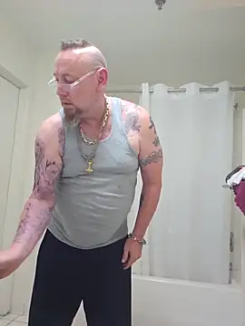 Snapshot of Littledick007007 chatting on September 2025 09:05:02 AM Littledick007007 online show from September 2025 09:05:02 AM