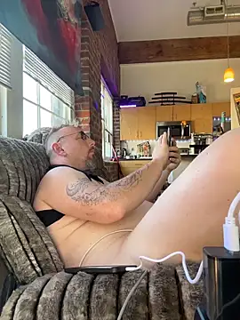 Snapshot of Littledick007007 chatting on May 2026 01:25:02 PM Littledick007007 online show from May 2026 01:25:02 PM