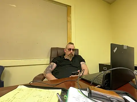 Littledick007007 online show from January 2026 06:45:01 PM