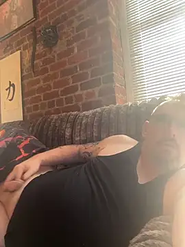 Littledick007007 online show from December 2025 04:28:02 PM