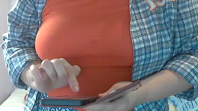 Snapshot of Lusi-777 chatting on October 2025 01:12:02 PM Lusi-777 online show from October 2025 01:12:02 PM