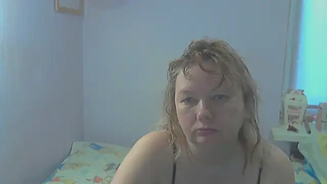 Snapshot of Lusi-777 chatting on April 2026 07:37:01 AM Lusi-777 online show from April 2026 07:37:01 AM