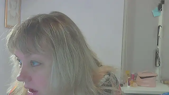 Snapshot of Lusi-777 chatting on October 2025 03:57:02 PM Lusi-777 online show from October 2025 03:57:02 PM