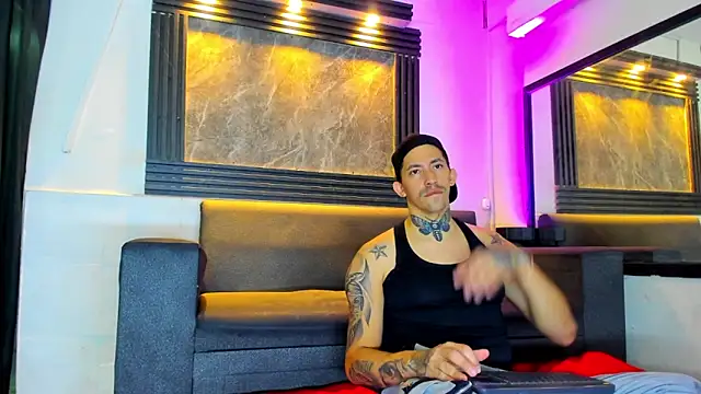 yeckodream online show from November 2025 04:38:01 AM