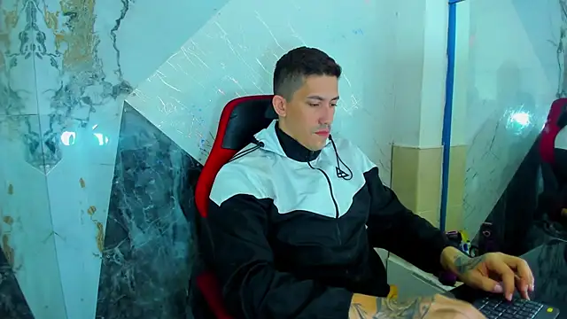 yeckodream online show from November 2025 07:08:01 AM