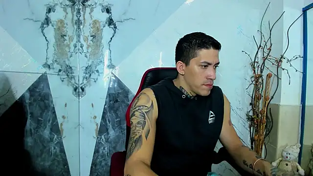 yeckodream online show from December 2025 04:29:01 AM