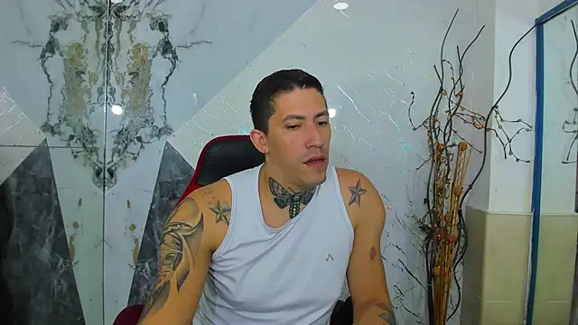 yeckodream online show from December 2025 04:40:01 AM