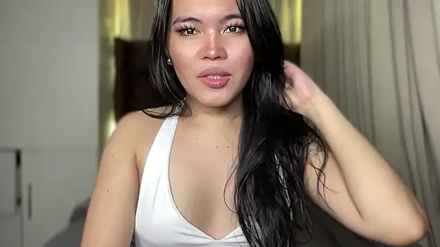 Lilly cruz online show from May 2026 09:26:01 PM