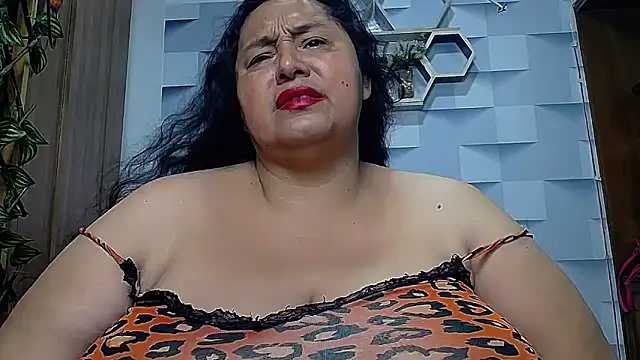 TistMature online show from September 2025 01:17:01 PM