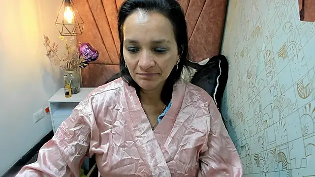 MarilynMiilf  online show from November 2025 07:56:02 AM